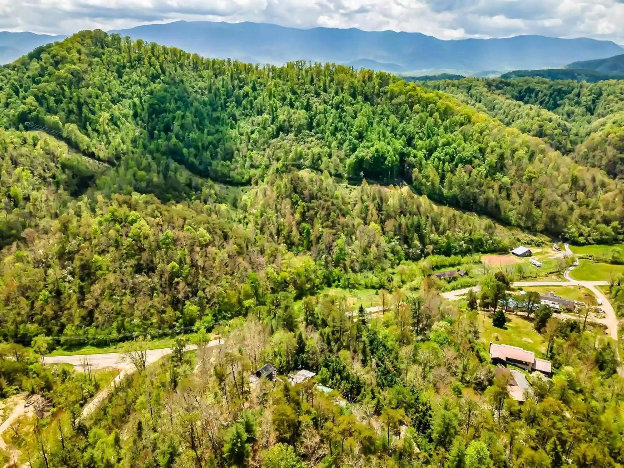 Villa Tiny House, Wifi,Hot Tub,Secluded Cosby Esterno foto