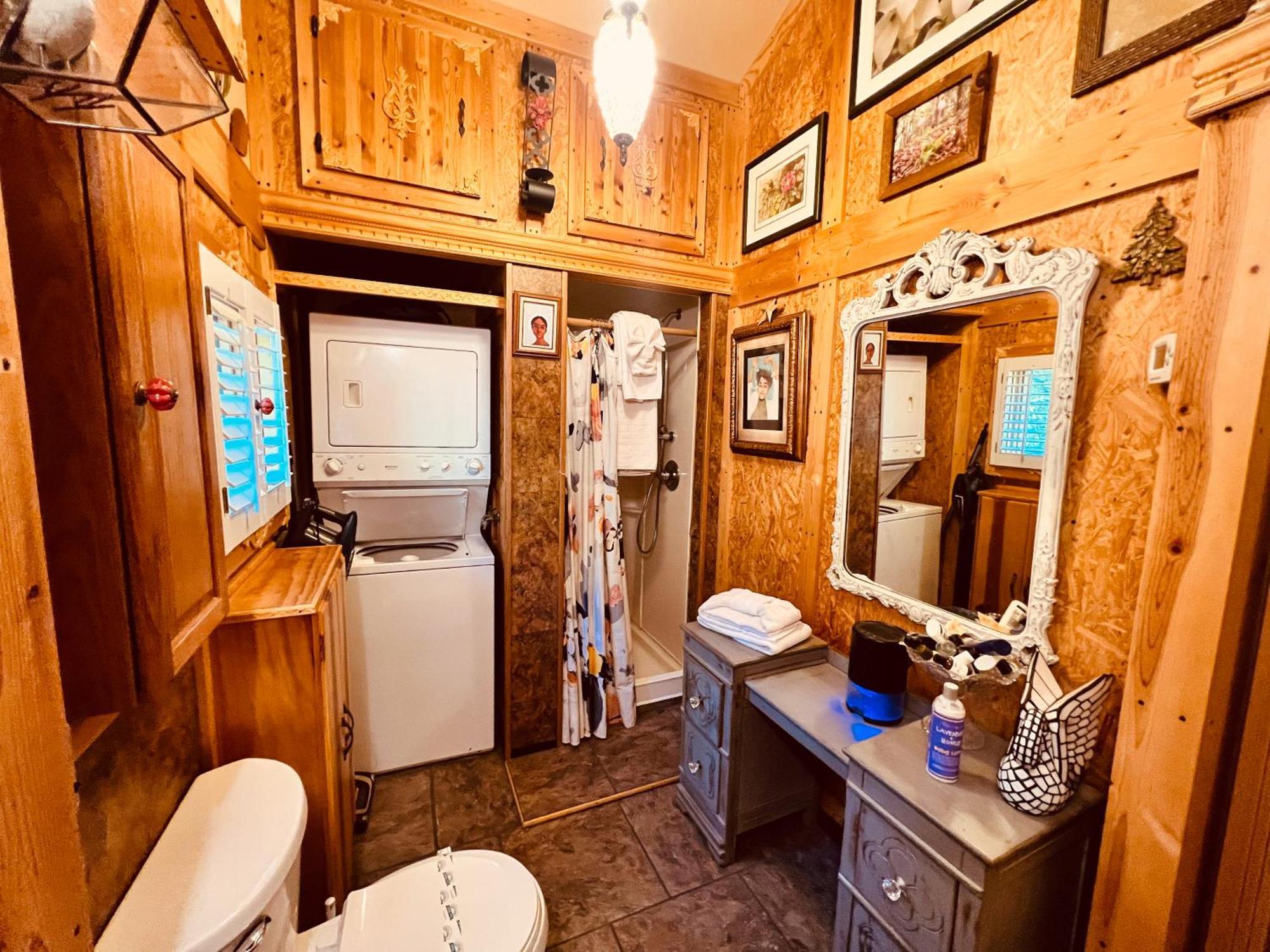 Villa Tiny House, Wifi,Hot Tub,Secluded Cosby Esterno foto